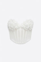 Corsé minimalista con borde floral