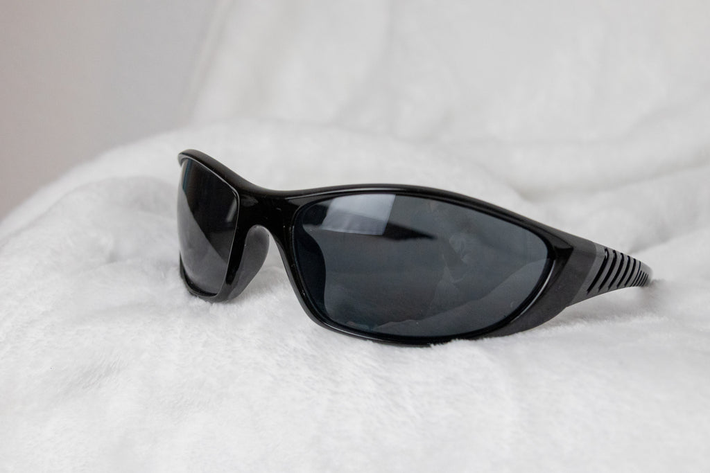 Punk-style sports sunglasses