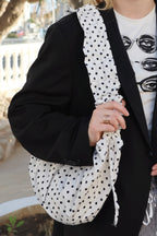 Bolso con volantes en forma de nube