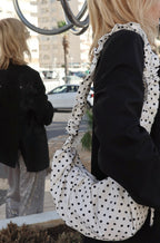 Bolso con volantes en forma de nube