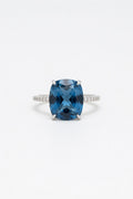 Ring with blue cubic crystal
