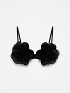 Sexy fitted bra with 3D floral appliqué