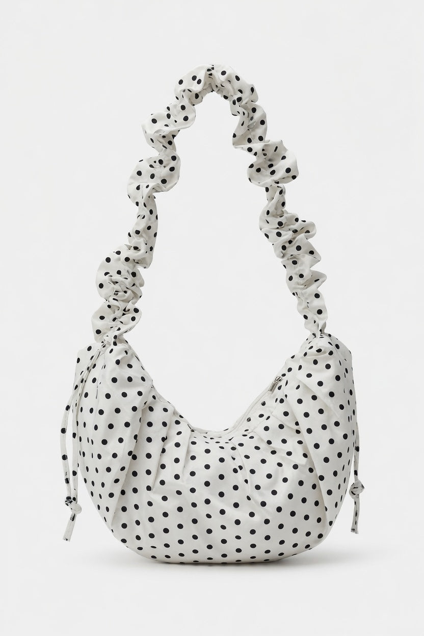 Bolso con volantes en forma de nube