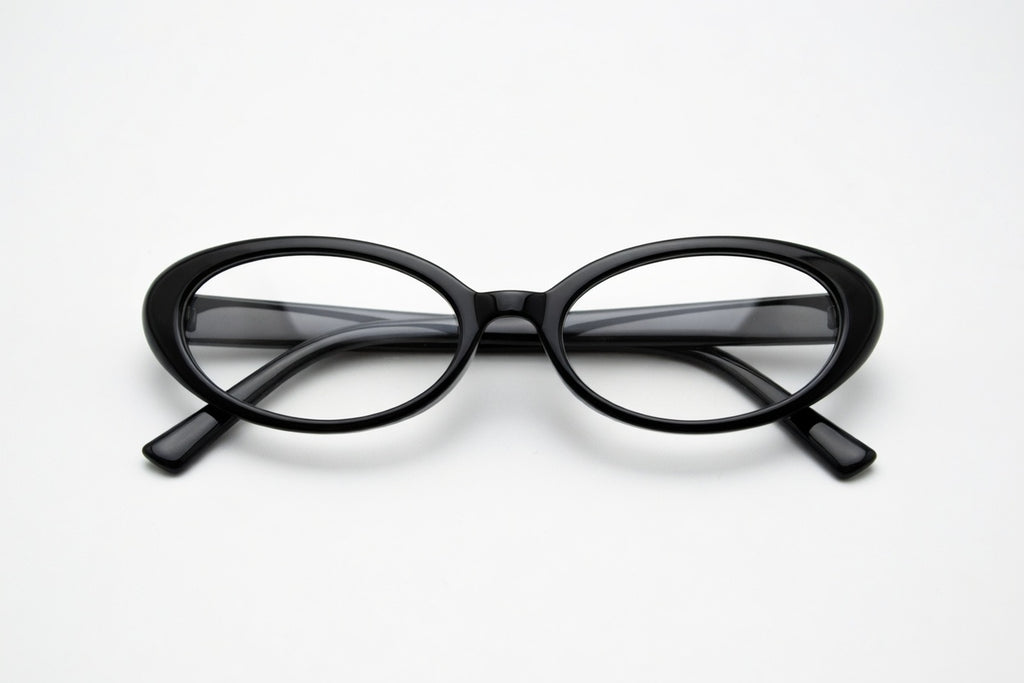 Vintage style oval full-rim glasses