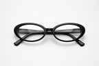 Vintage style oval full-rim glasses